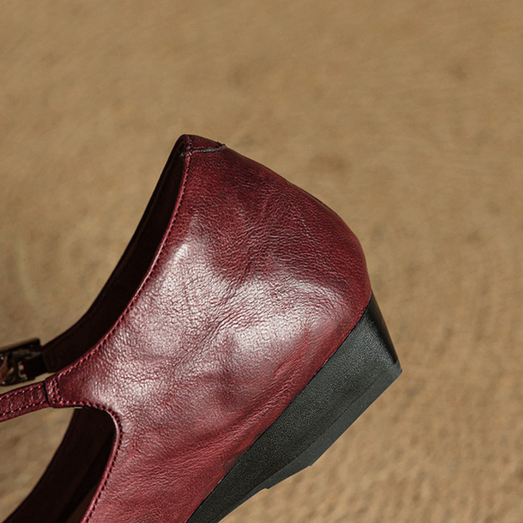 Vienna Genuine Leather Flats