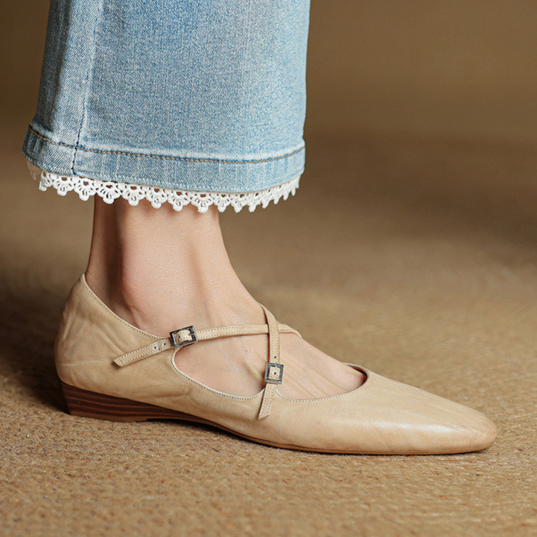Vienna Genuine Leather Flats